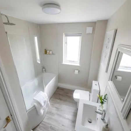 펜션 23 Somerwood Close Lm Long Marton