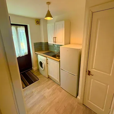 23 Somerwood Close Lm