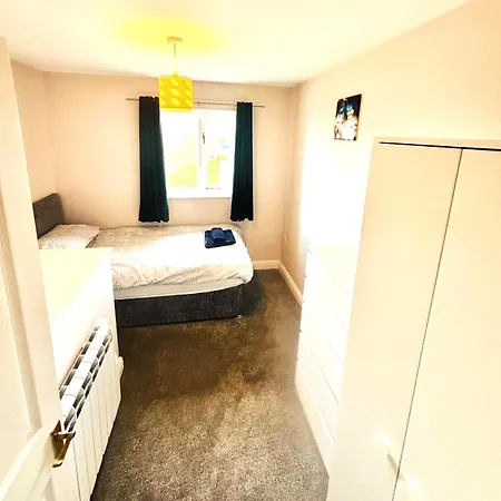 23 Somerwood Close Lm *